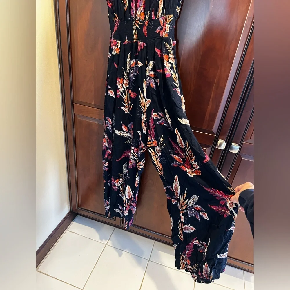 Patrons of Peace Floral Off the Shoulder Jumpsuit - S - Picture 4 of 6